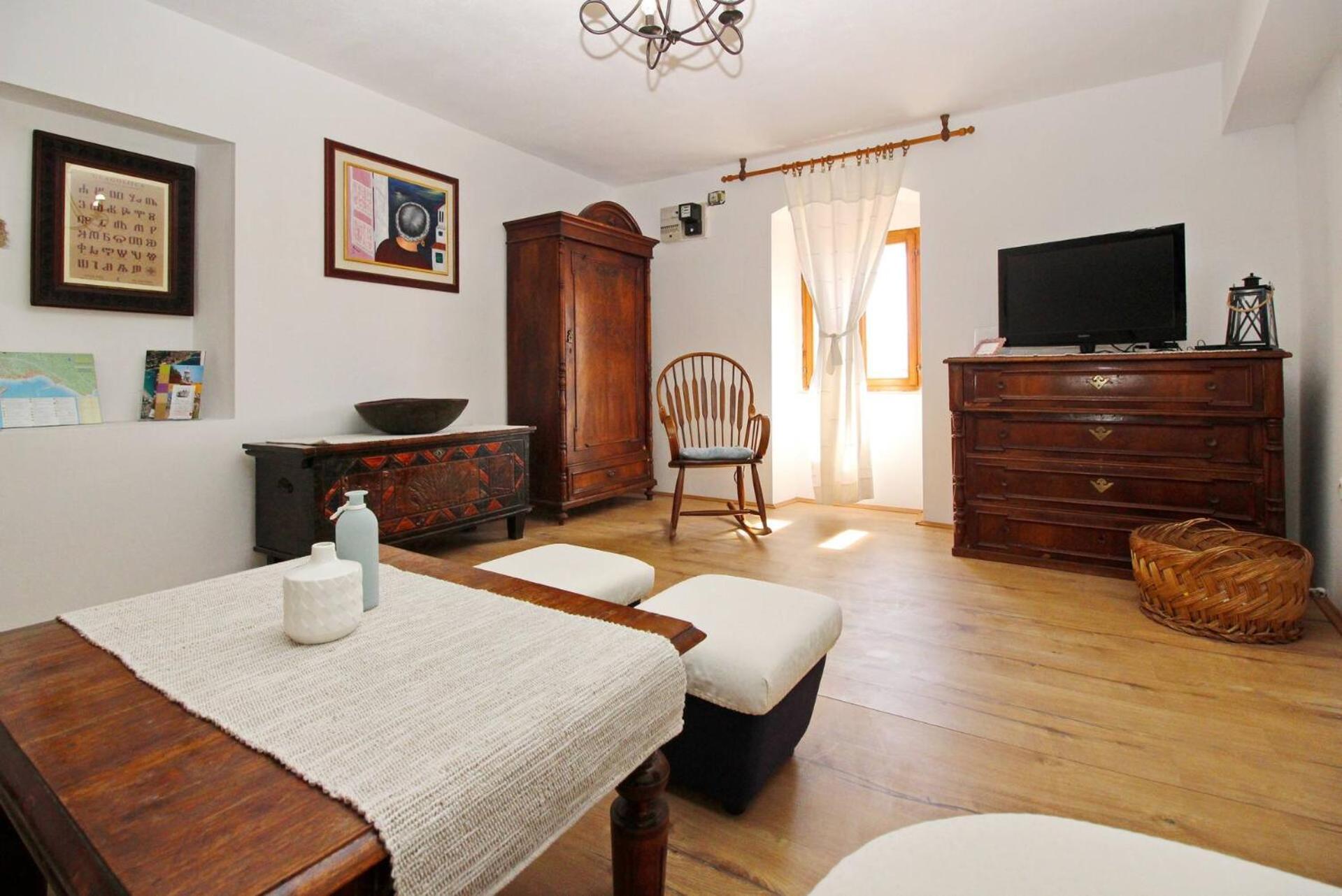 Apartment Fantov Old Town Residence Baska  Exterior photo