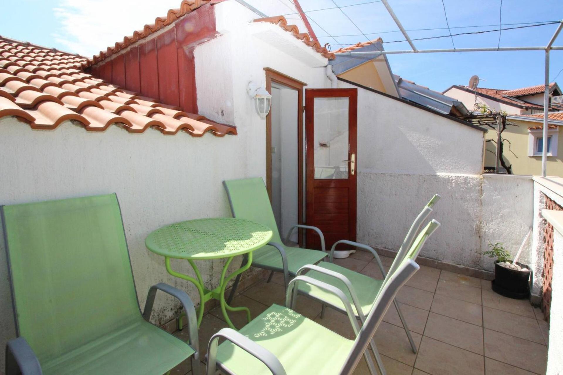 Apartment Fantov Old Town Residence Baska  Exterior photo